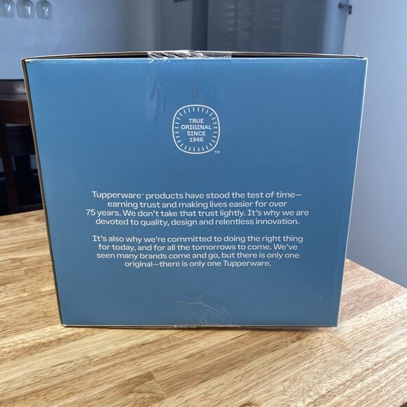 Tupperware Heritage Collection 32 Pc Food Storage Set 16 Pastel Containers New - Picture 2 of 6